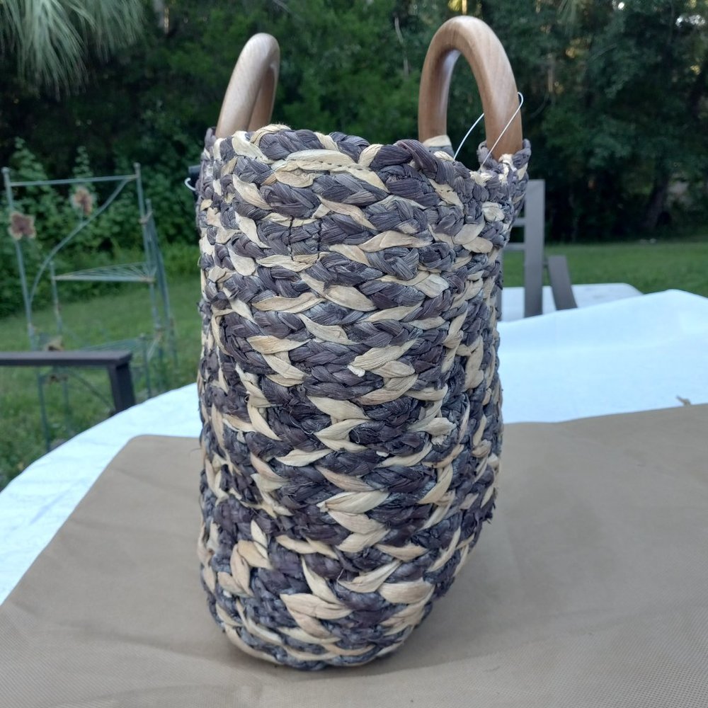 NWT PATRICIA NASH WOVEN STRAW TOTE BAG // CROSS BODY BAG WITH LEATHER STRAP - Picture 8 of 16
